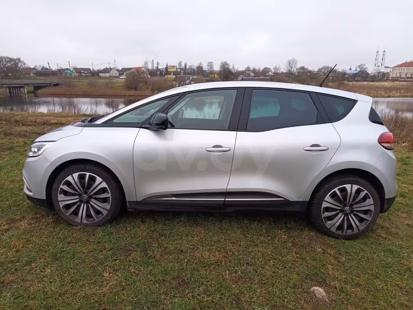 Renault Scenic фото 5