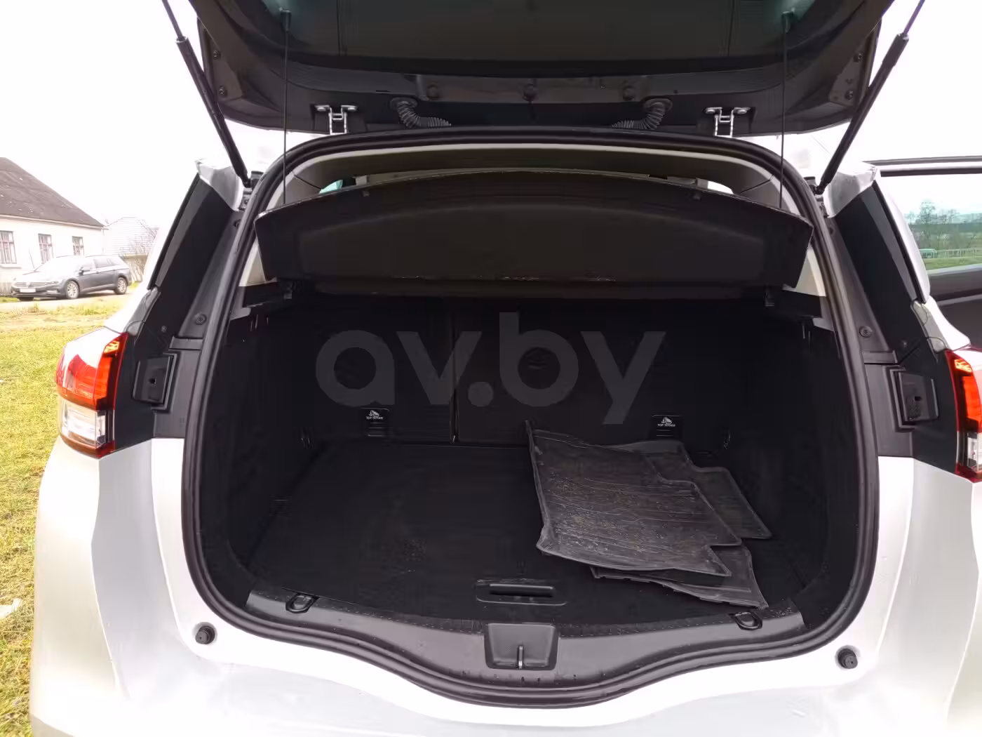 Renault Scenic фото 30