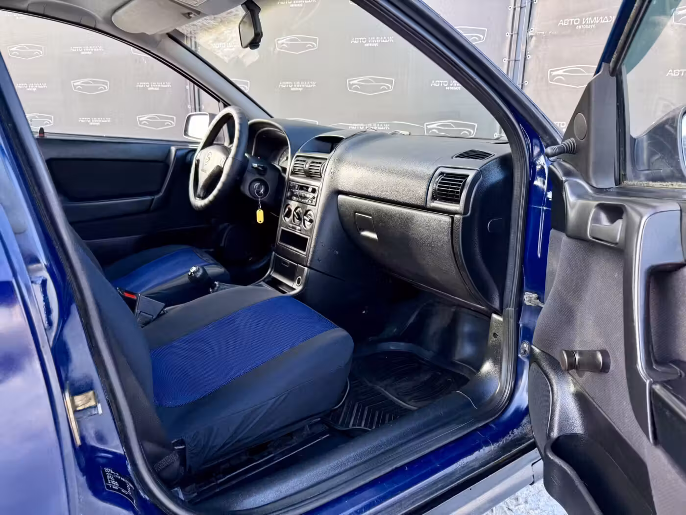 Opel Astra фото 16