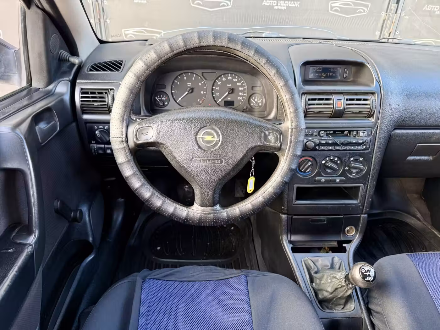 Opel Astra фото 15