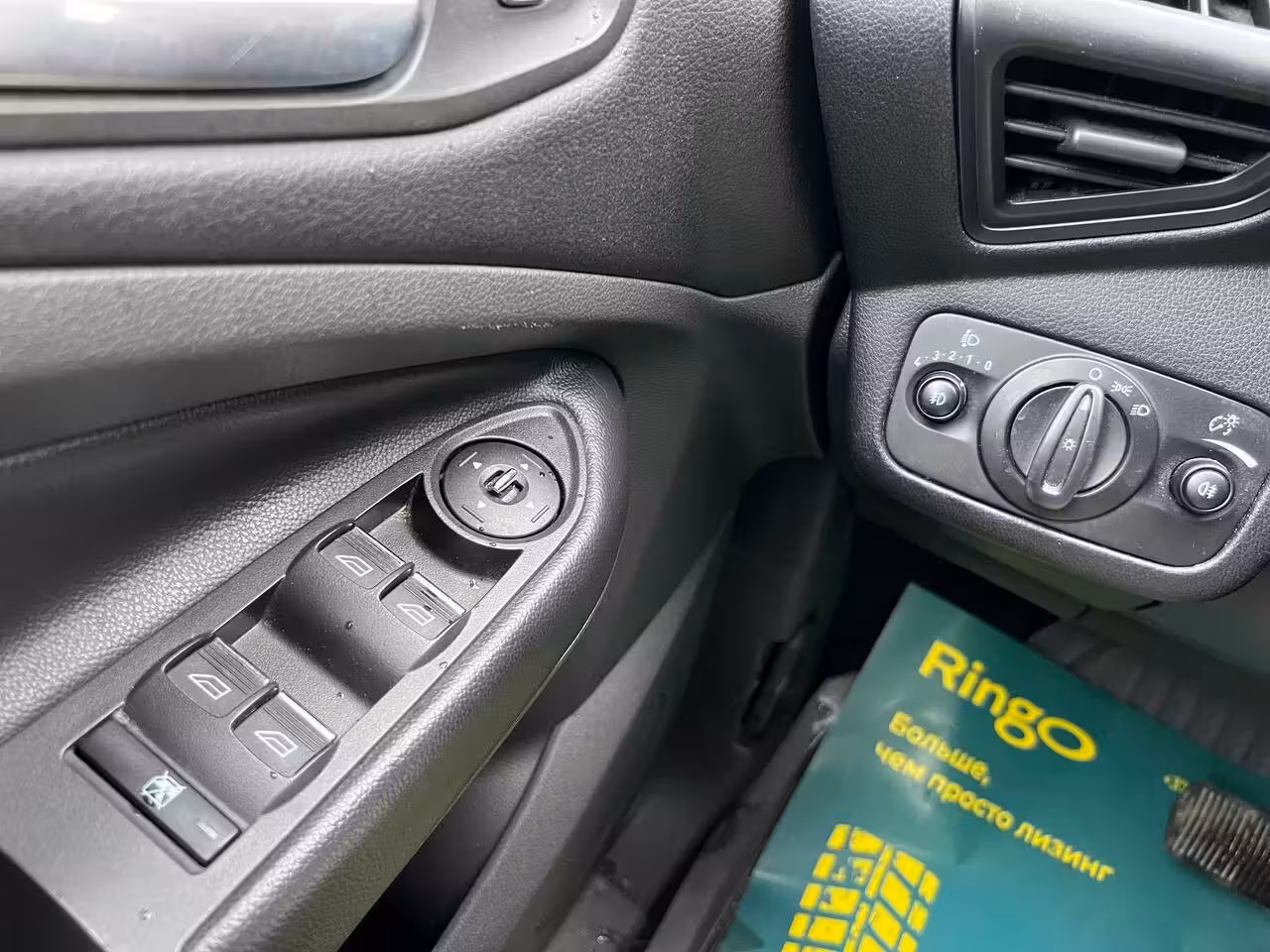 Ford Kuga фото 17