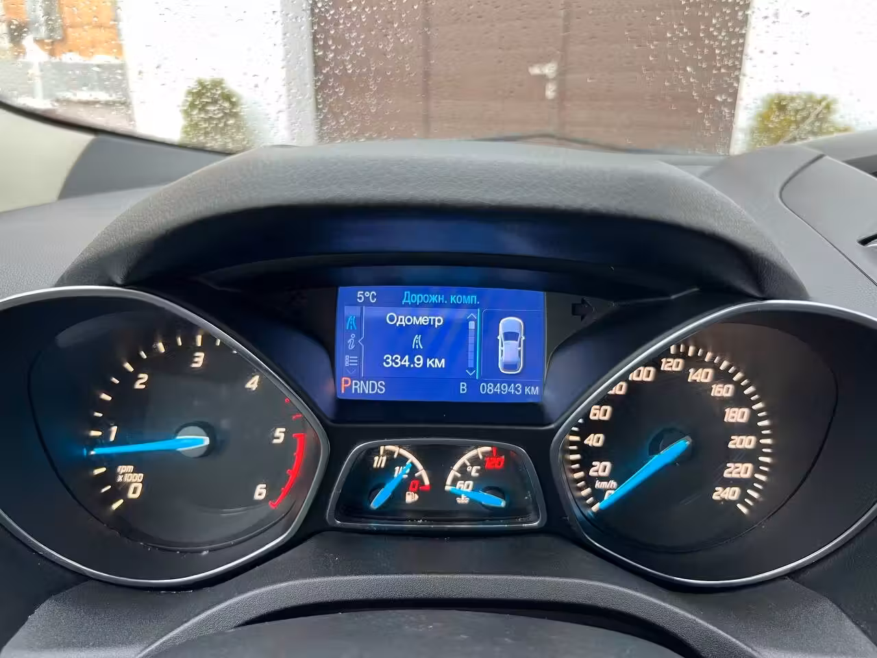 Ford Kuga фото 15