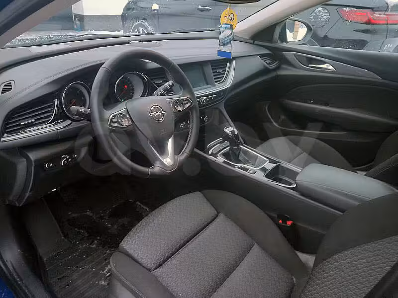 Opel Insignia фото 7