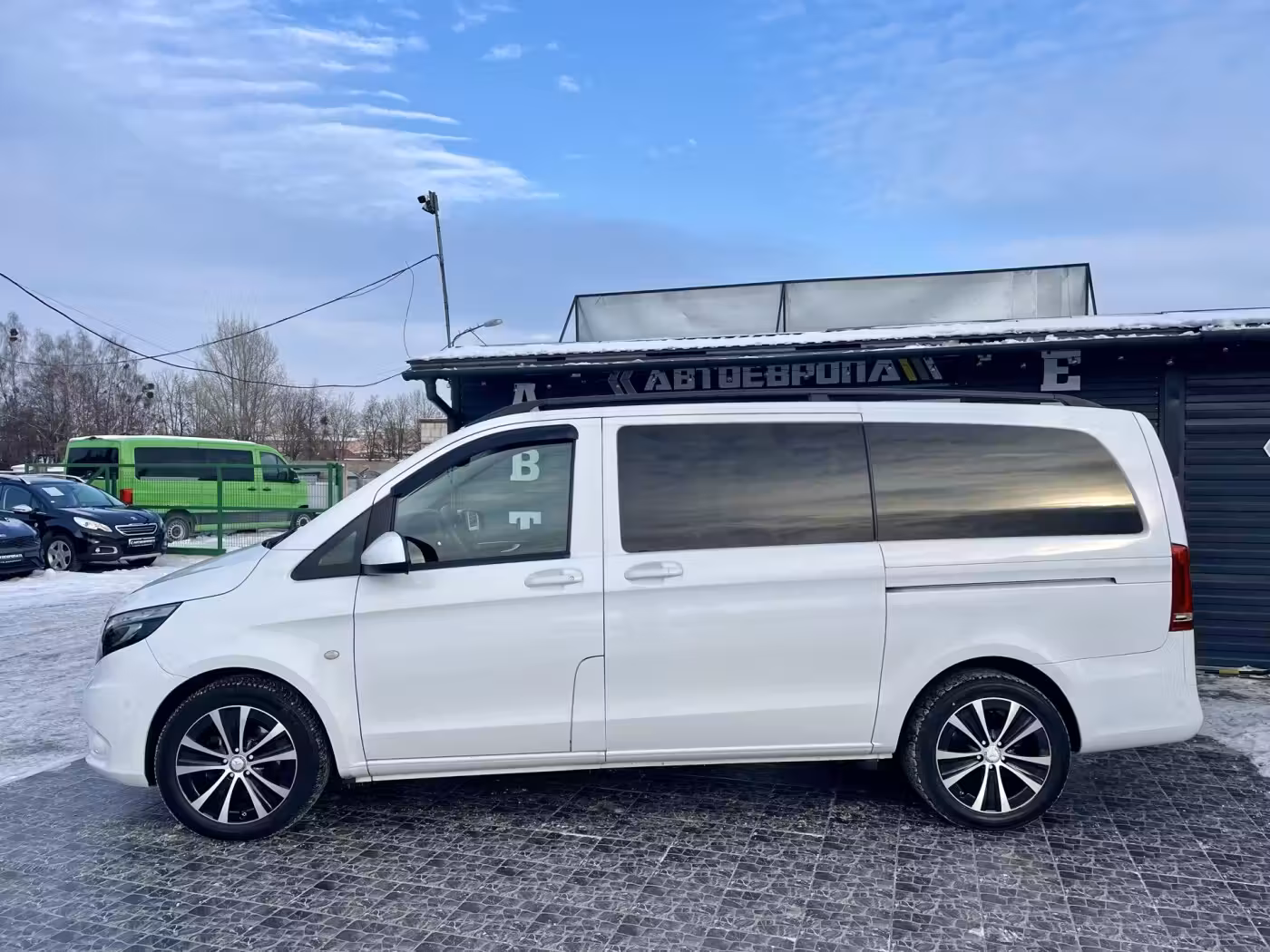 Mercedes-Benz Vito фото 8