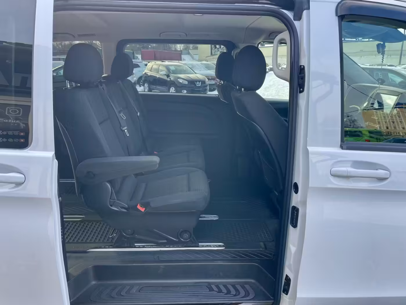 Mercedes-Benz Vito фото 12