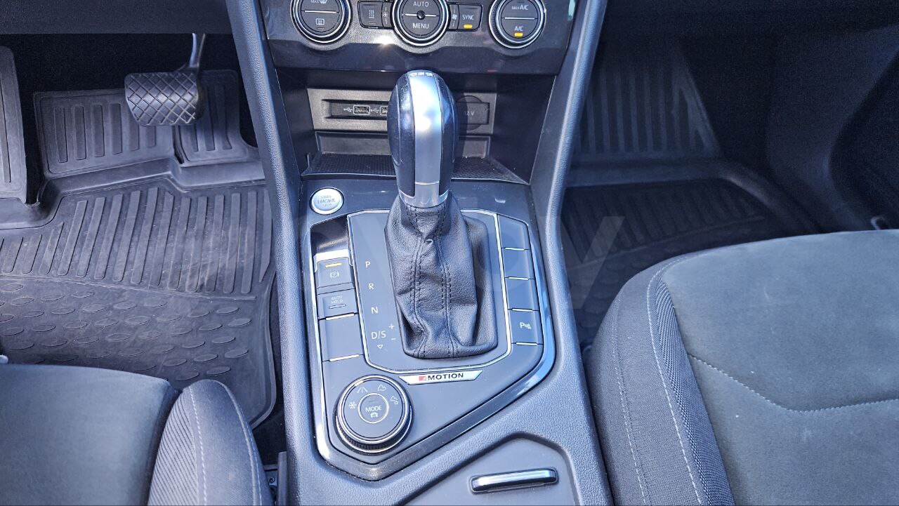 Volkswagen Tiguan фото 6