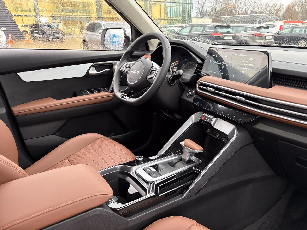 Kia Sportage фото 11