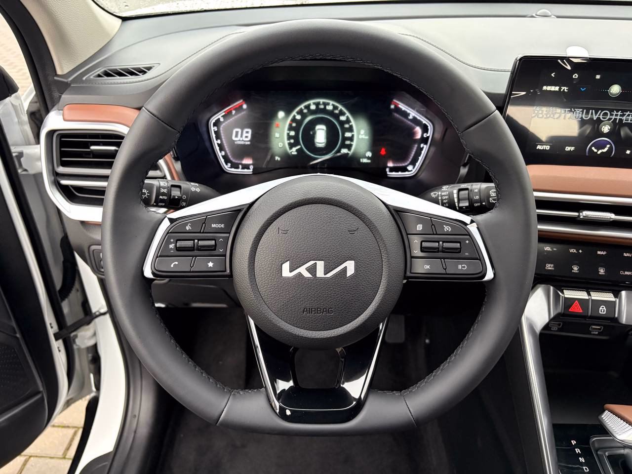 Kia Sportage фото 12