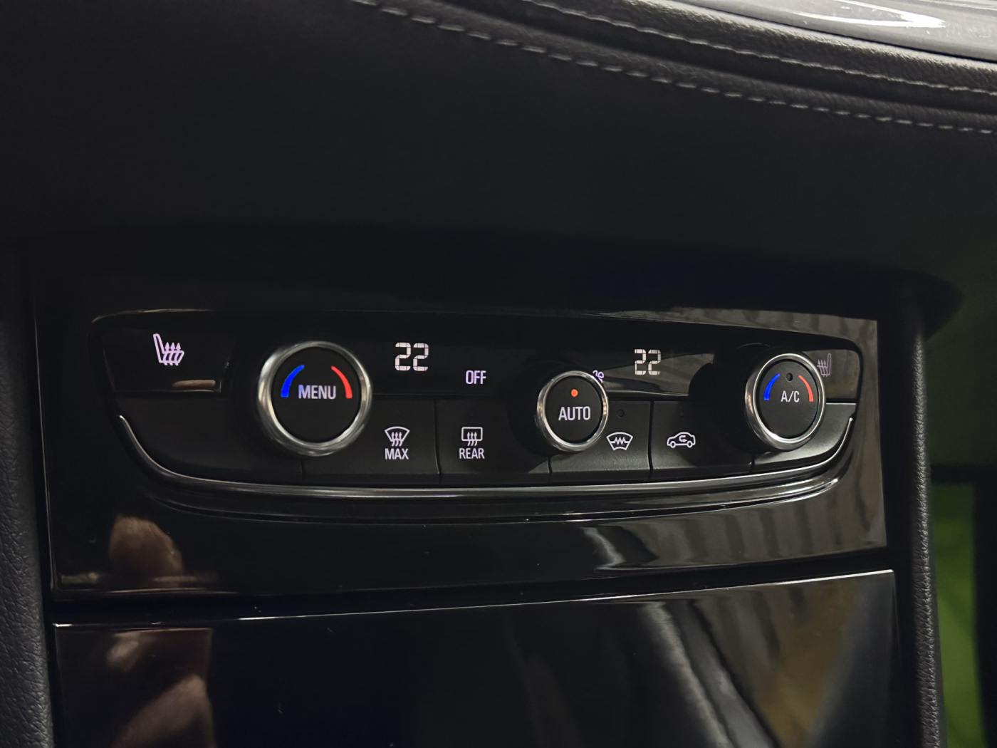 Opel Grandland X фото 14