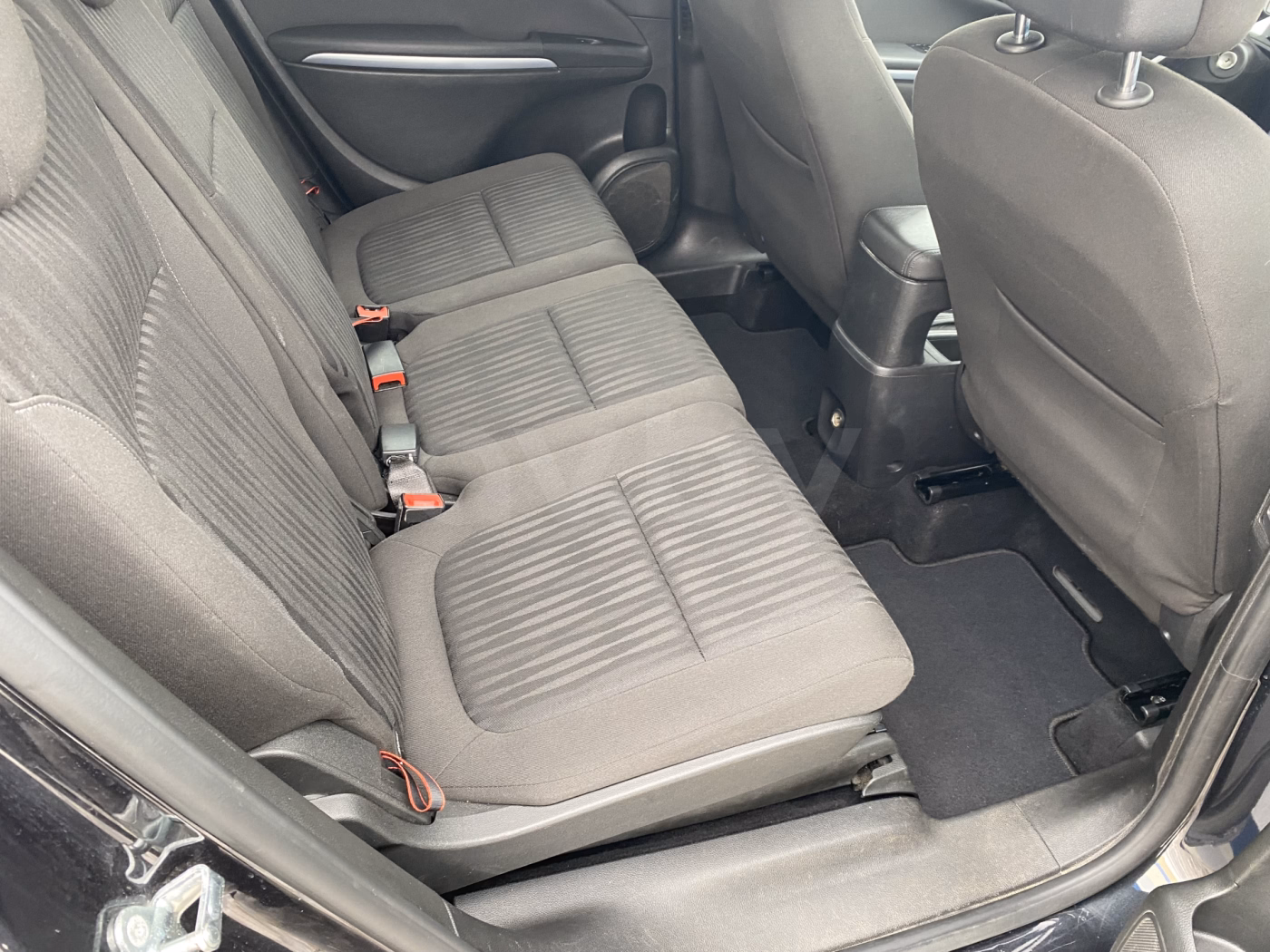 Opel Zafira фото 12