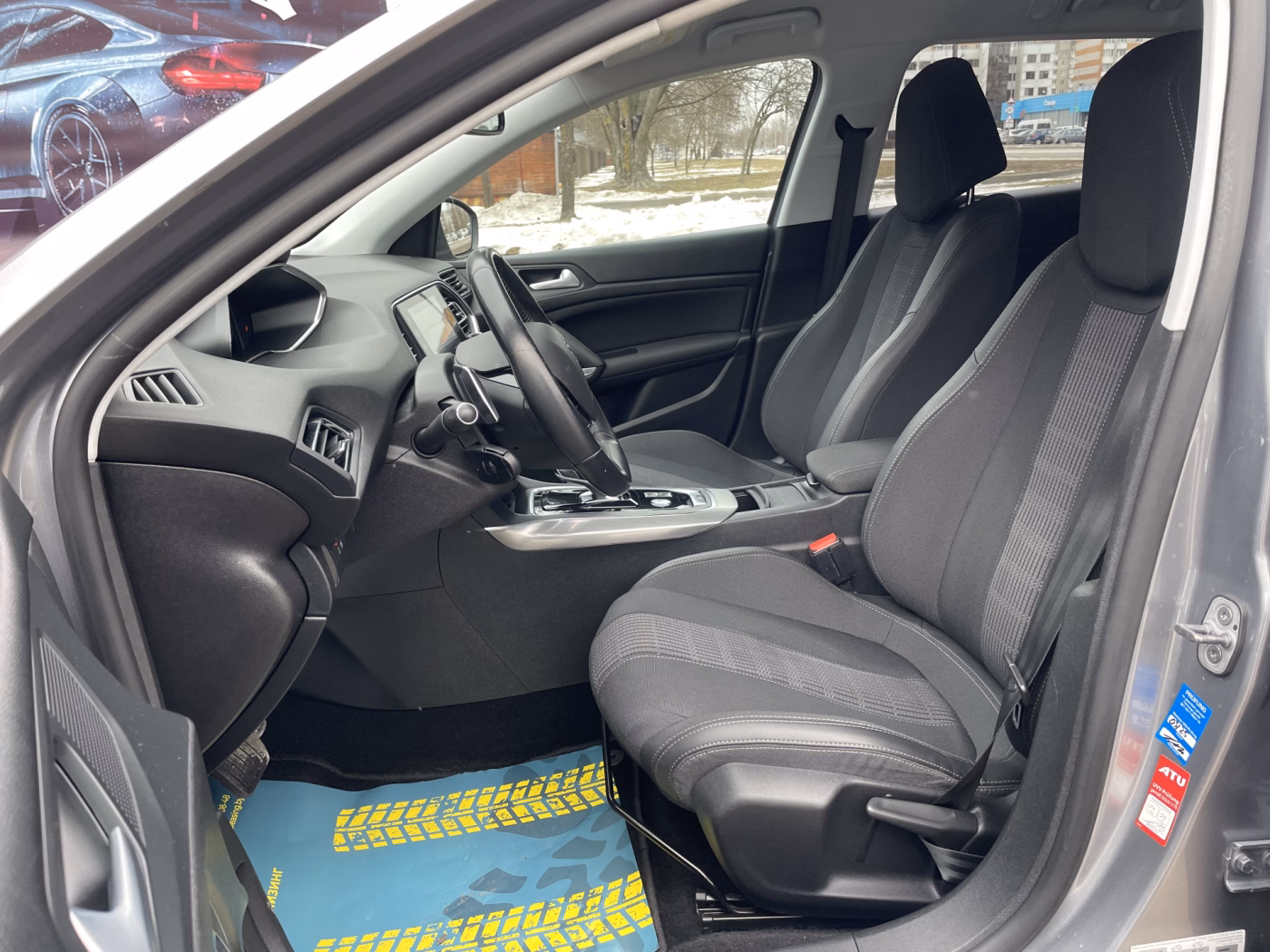 Peugeot 308 фото 8