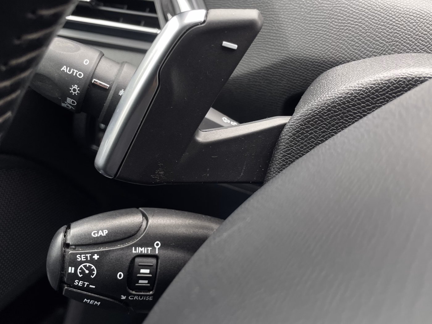 Peugeot 308 фото 23
