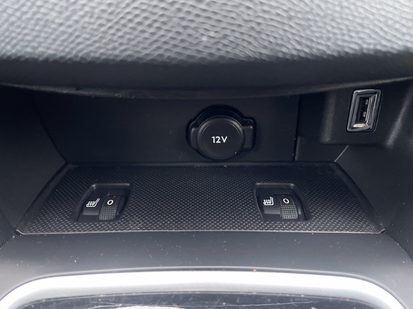 Peugeot 308 фото 17
