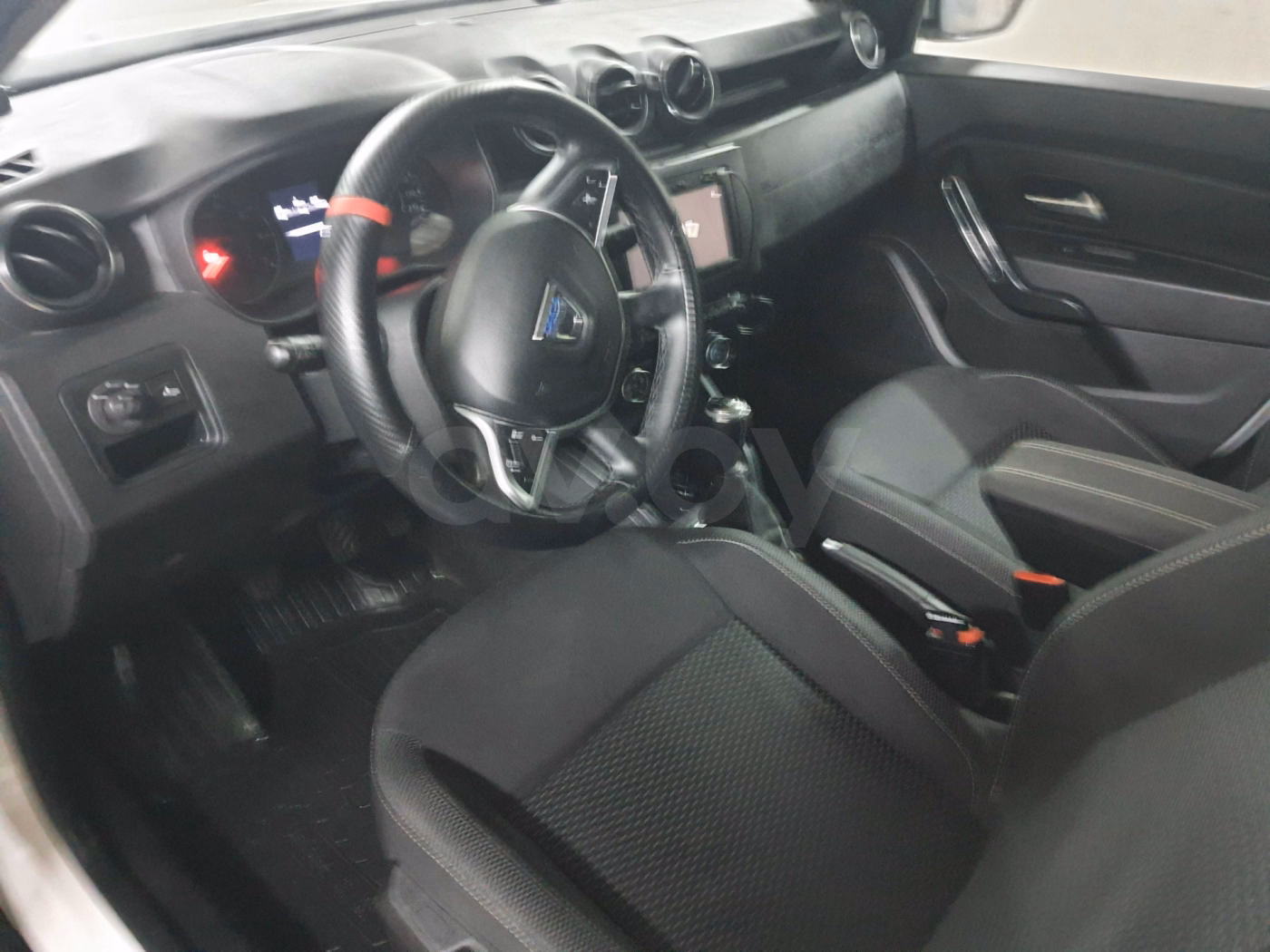 Dacia Duster фото 10