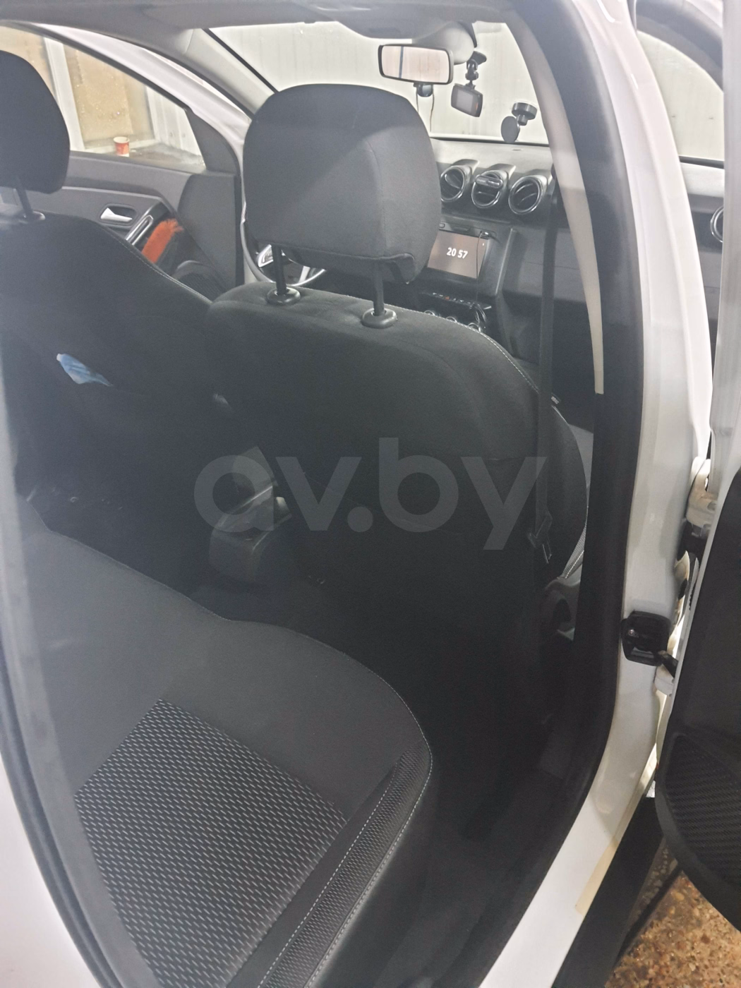 Dacia Duster фото 8