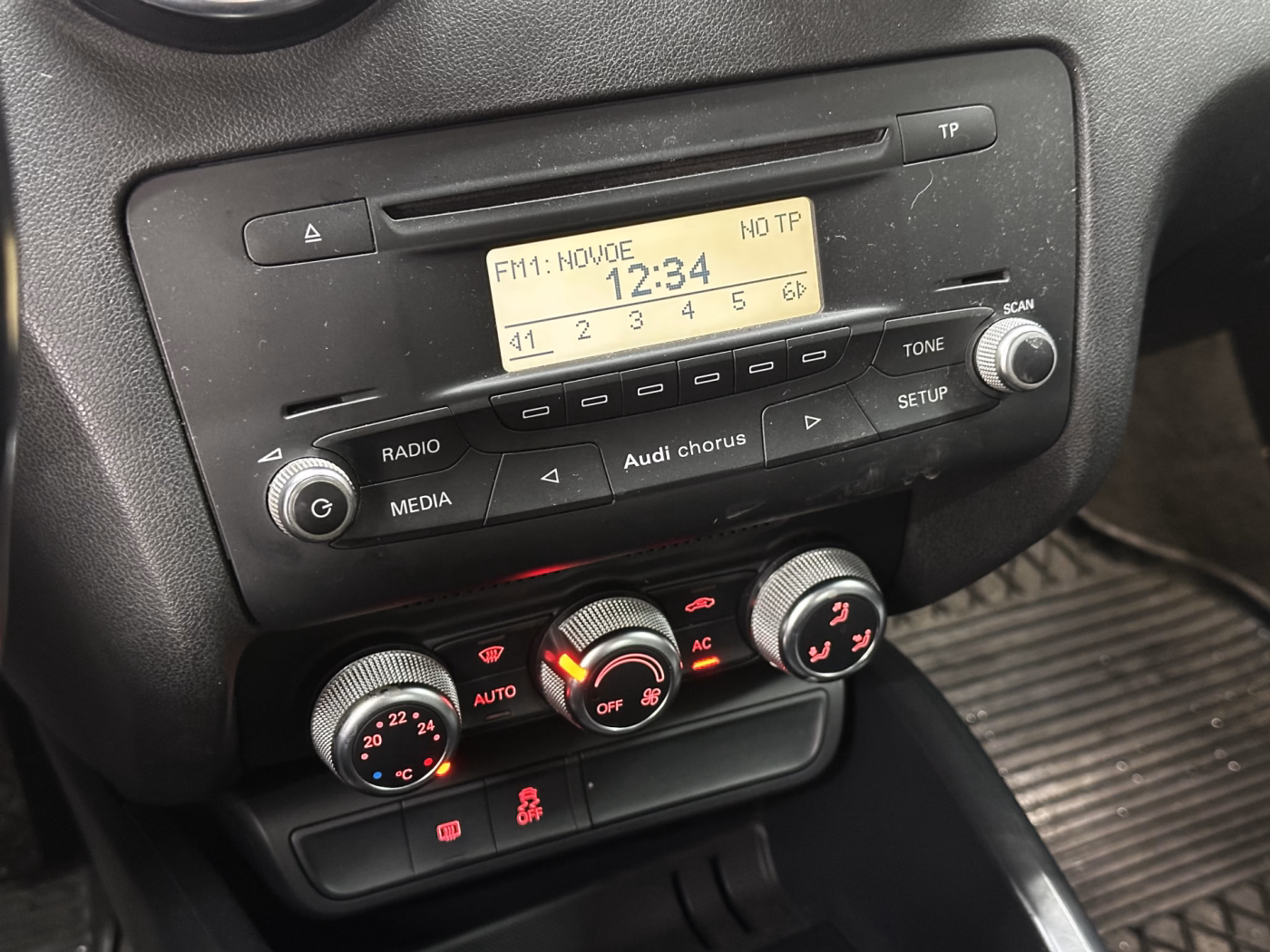 Audi A1 фото 22
