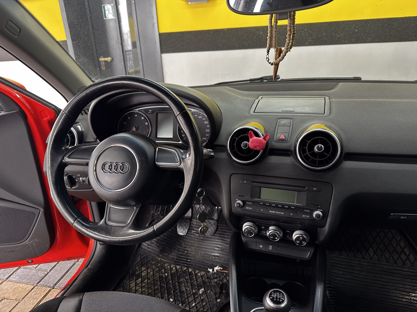 Audi A1 фото 10