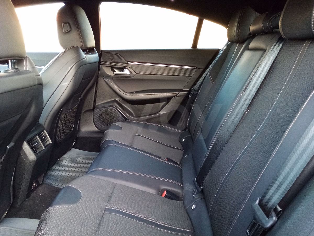 Peugeot 508 фото 11