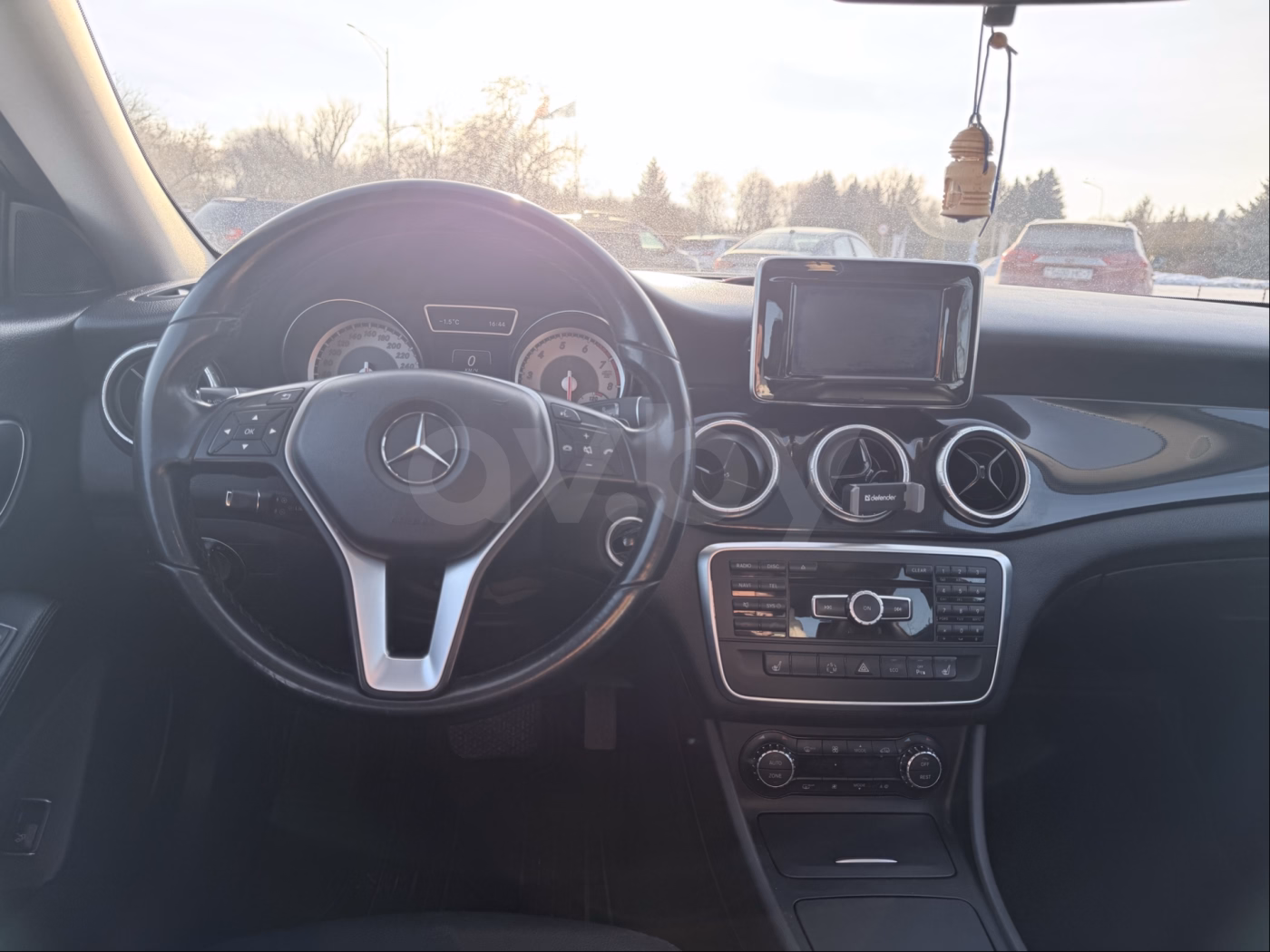Mercedes-Benz CLA фото 15