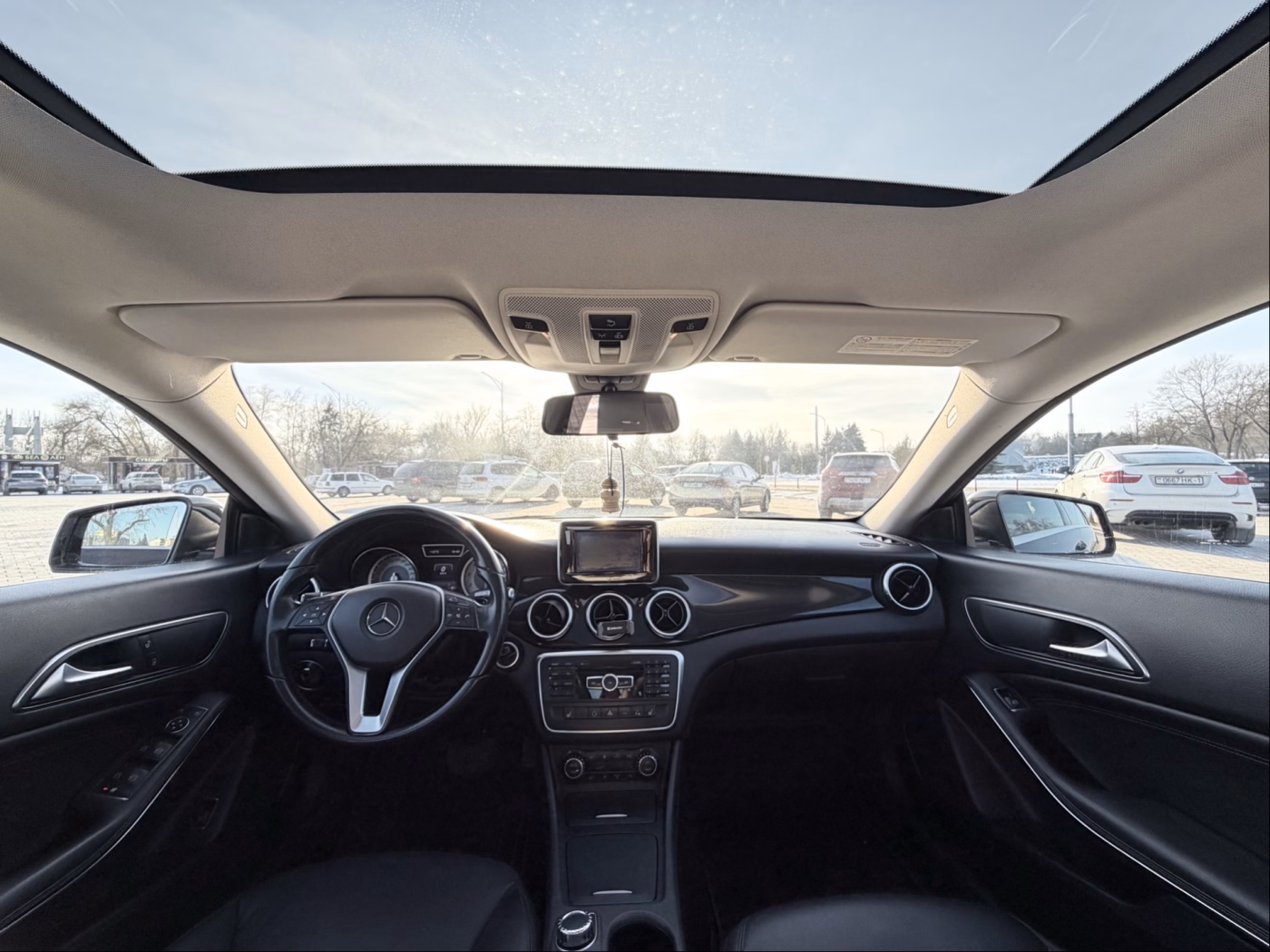 Mercedes-Benz CLA фото 12