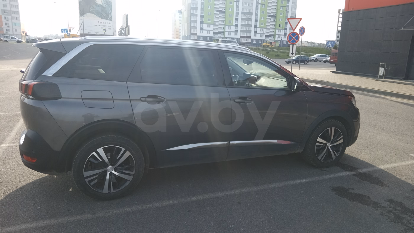 Peugeot 5008 фото 17