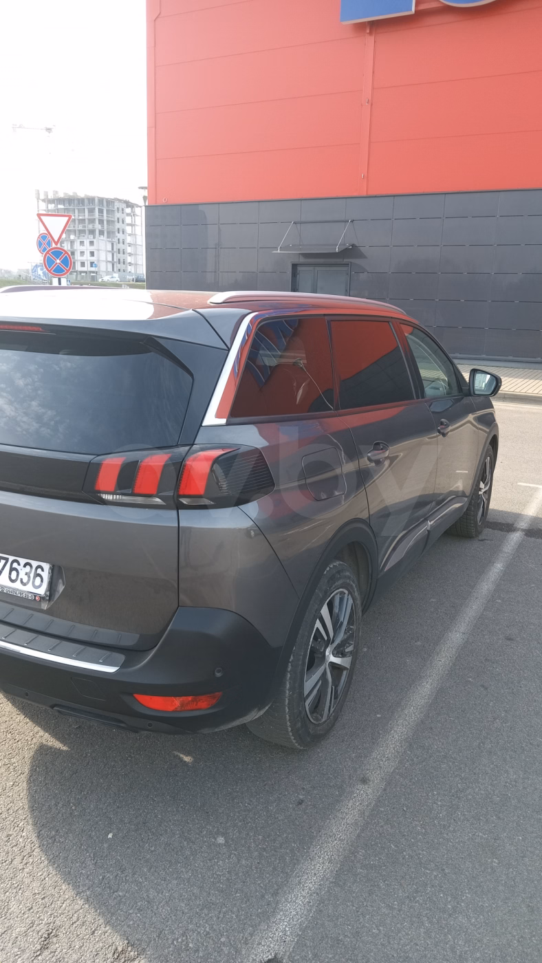Peugeot 5008 фото 18