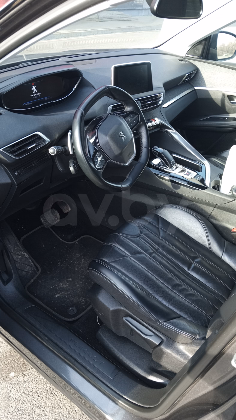 Peugeot 5008 фото 8
