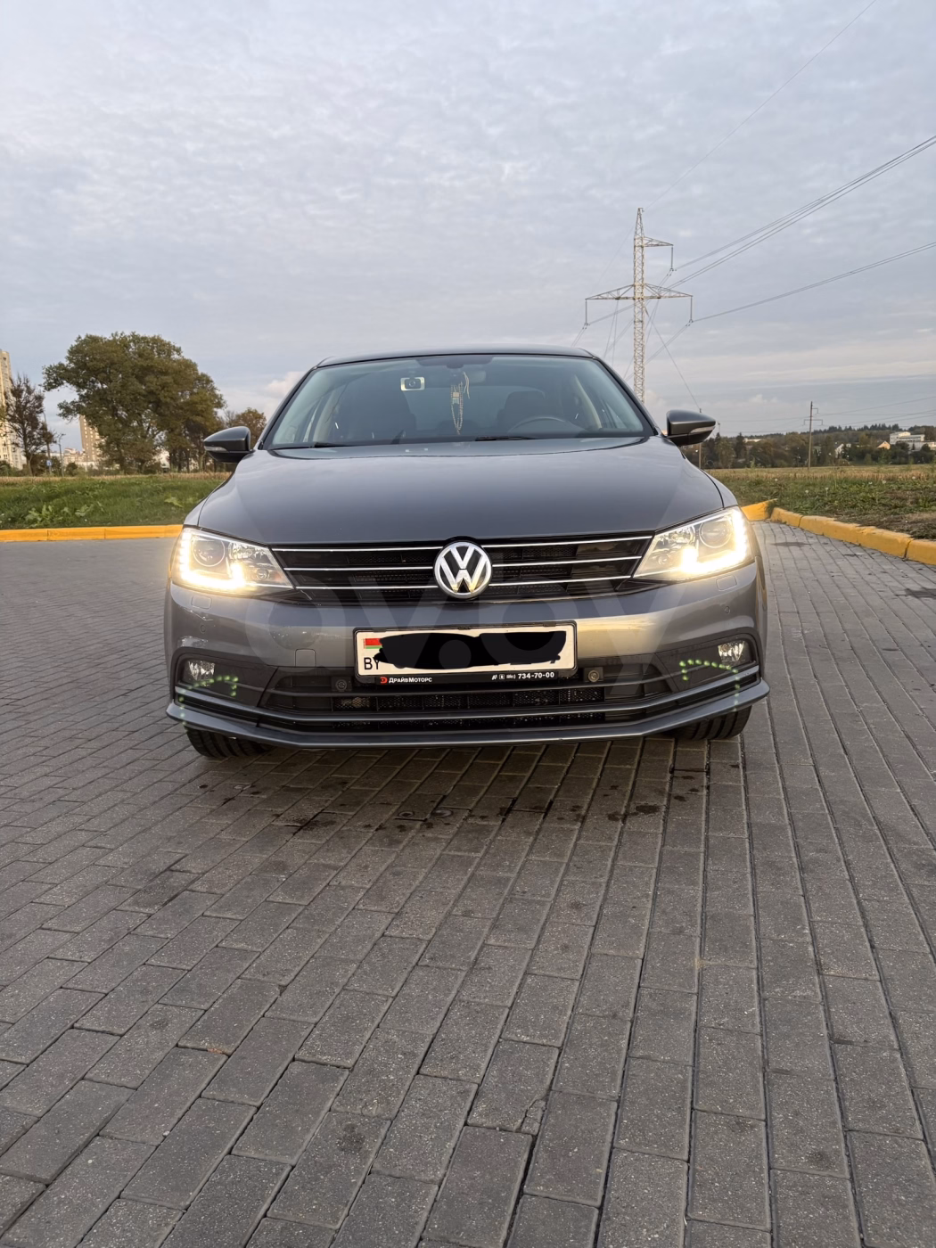 Volkswagen Jetta фото 3