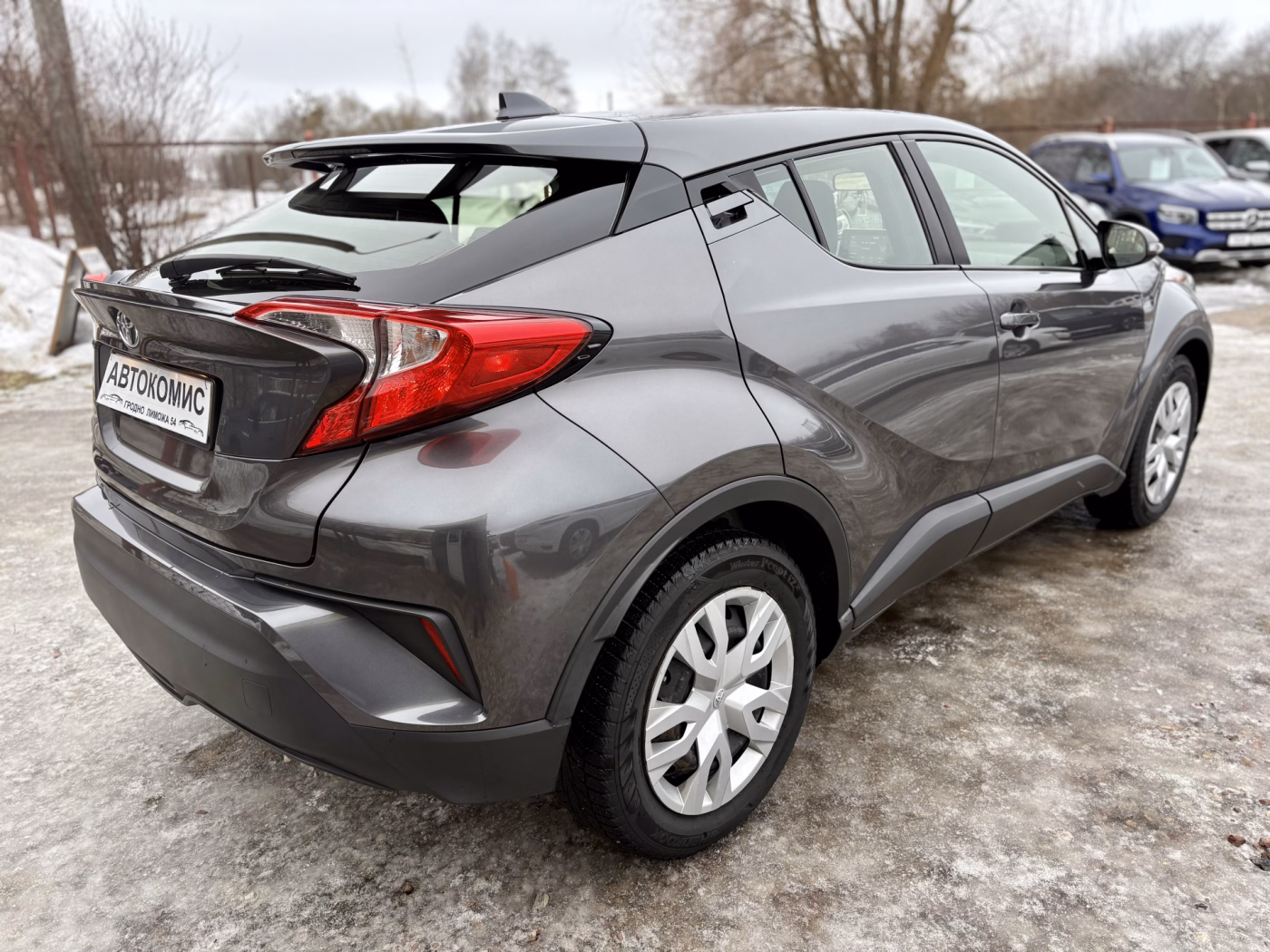 Toyota C-HR фото 5