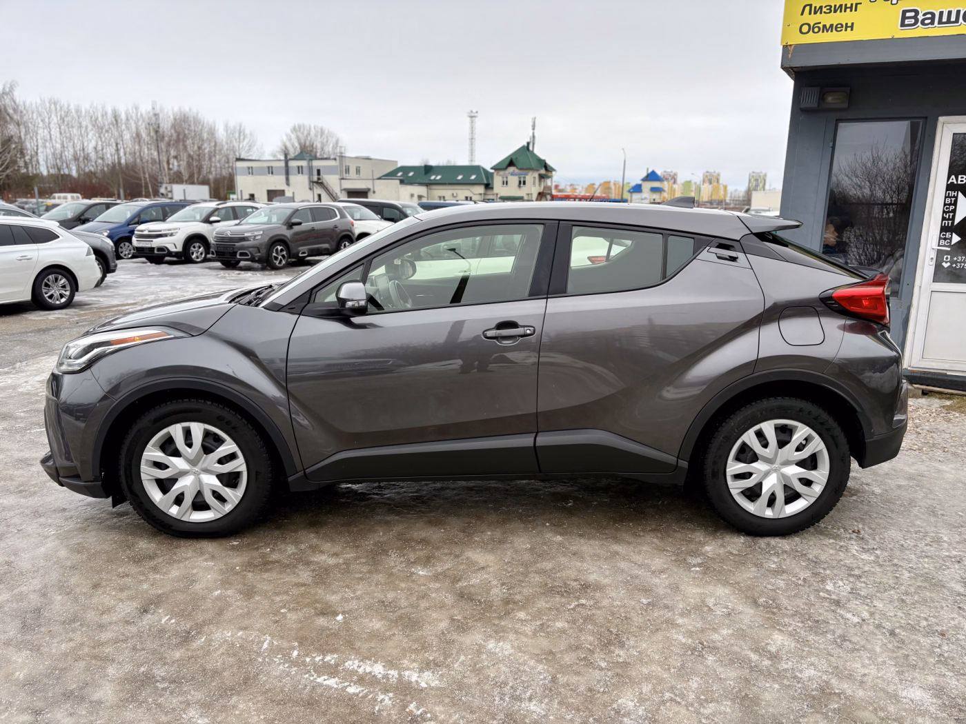 Toyota C-HR фото 8