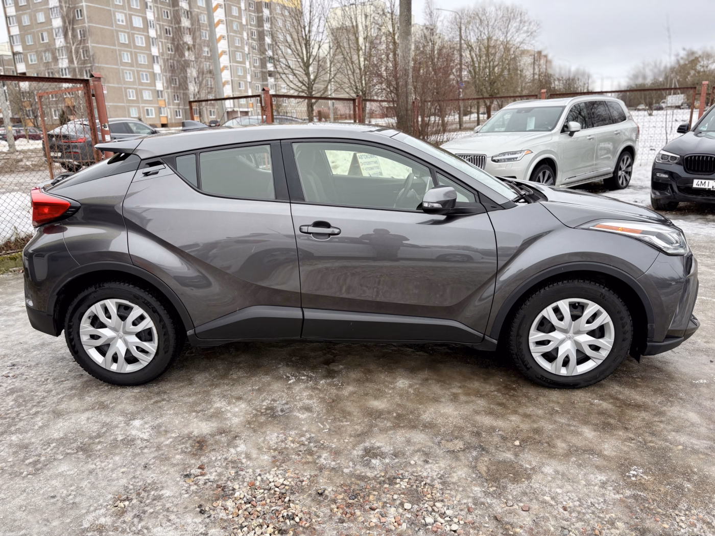 Toyota C-HR фото 4