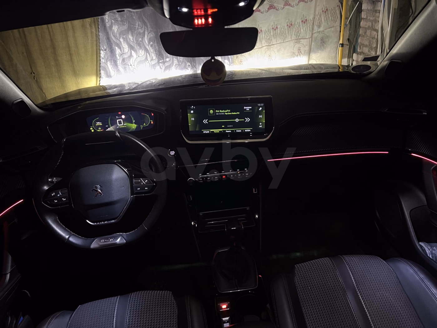 Peugeot 2008 фото 19