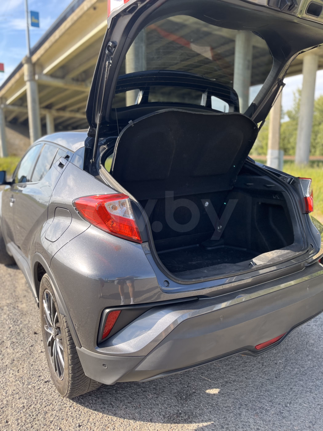 Toyota C-HR фото 5