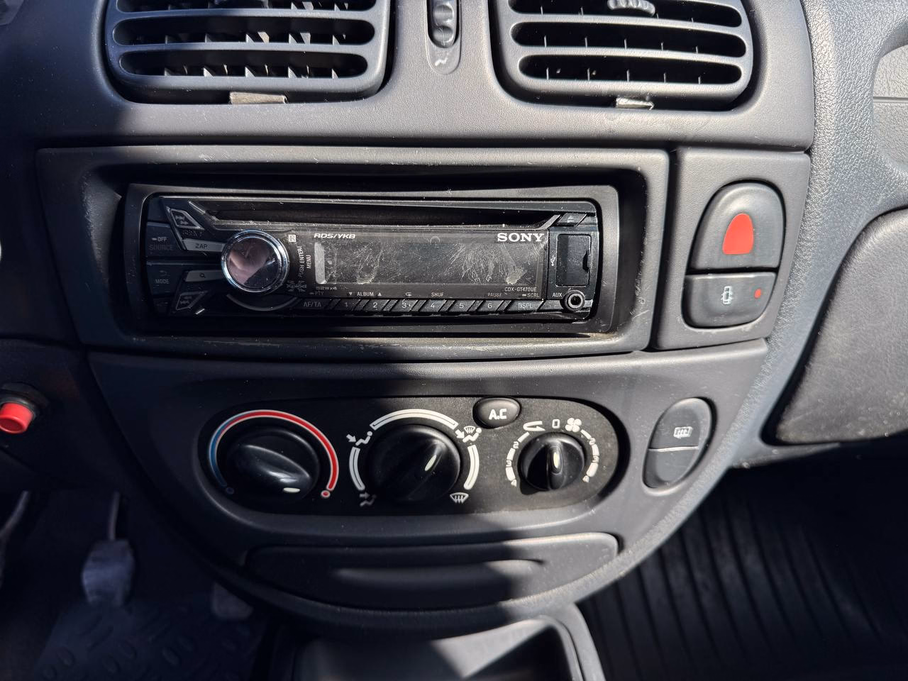Renault Megane фото 13