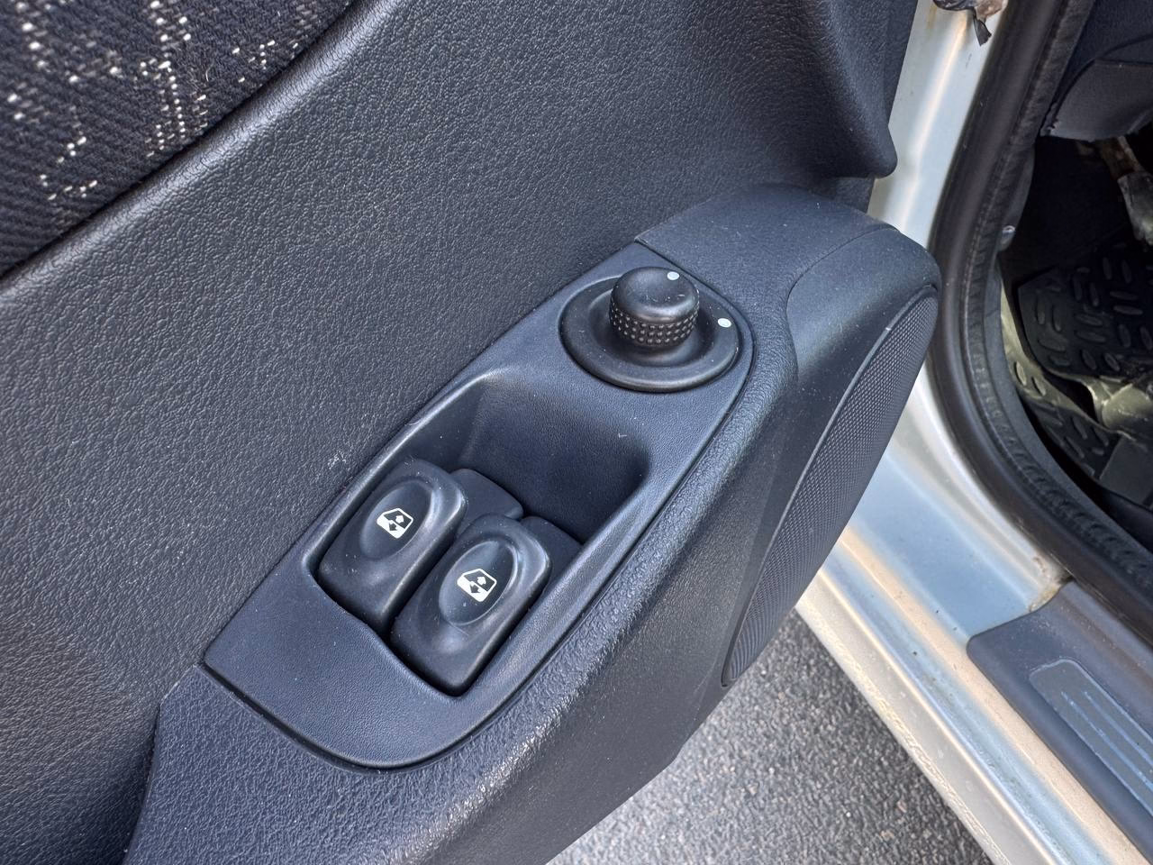 Renault Megane фото 10