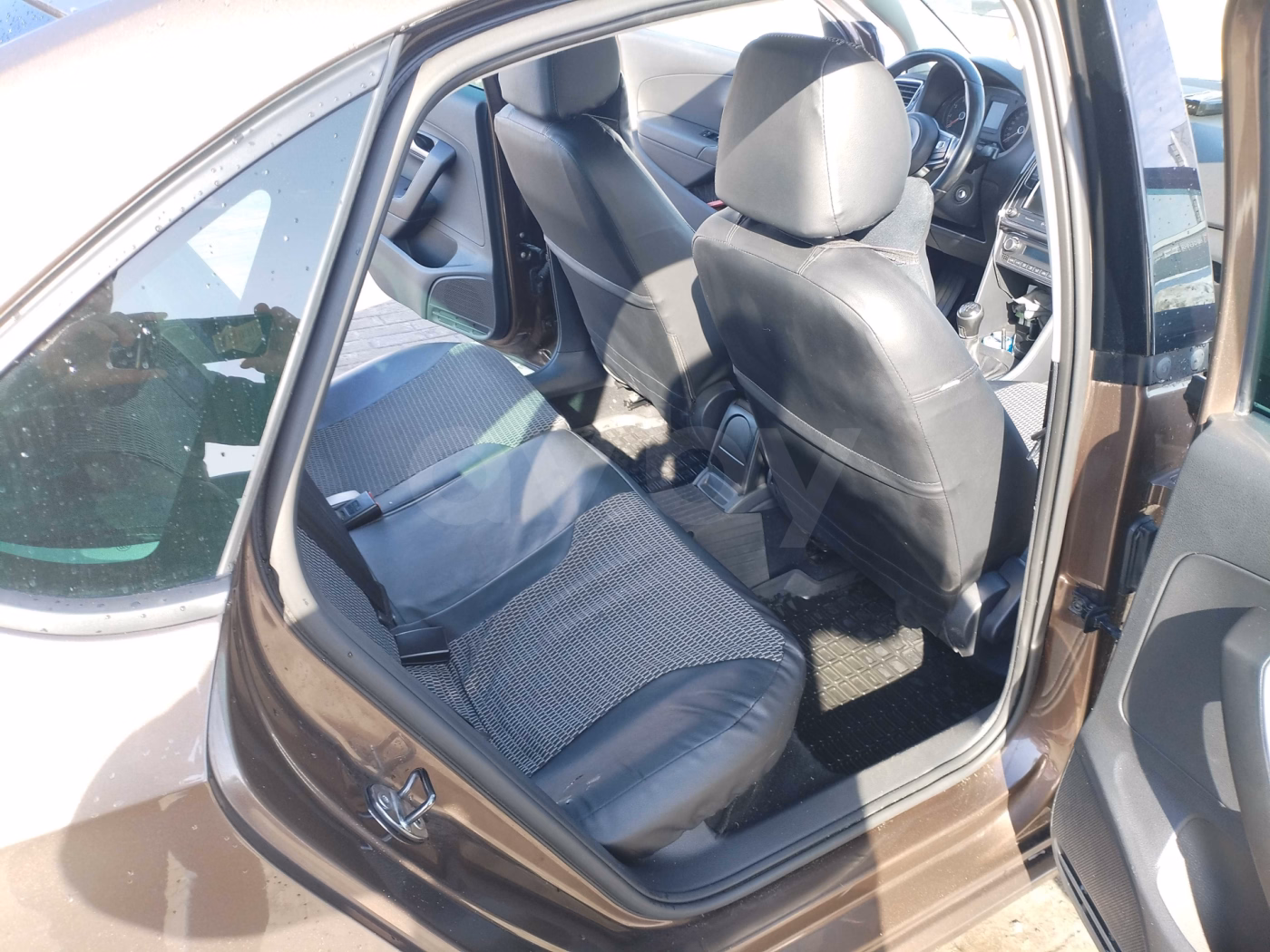 Volkswagen Polo Sedan фото 11