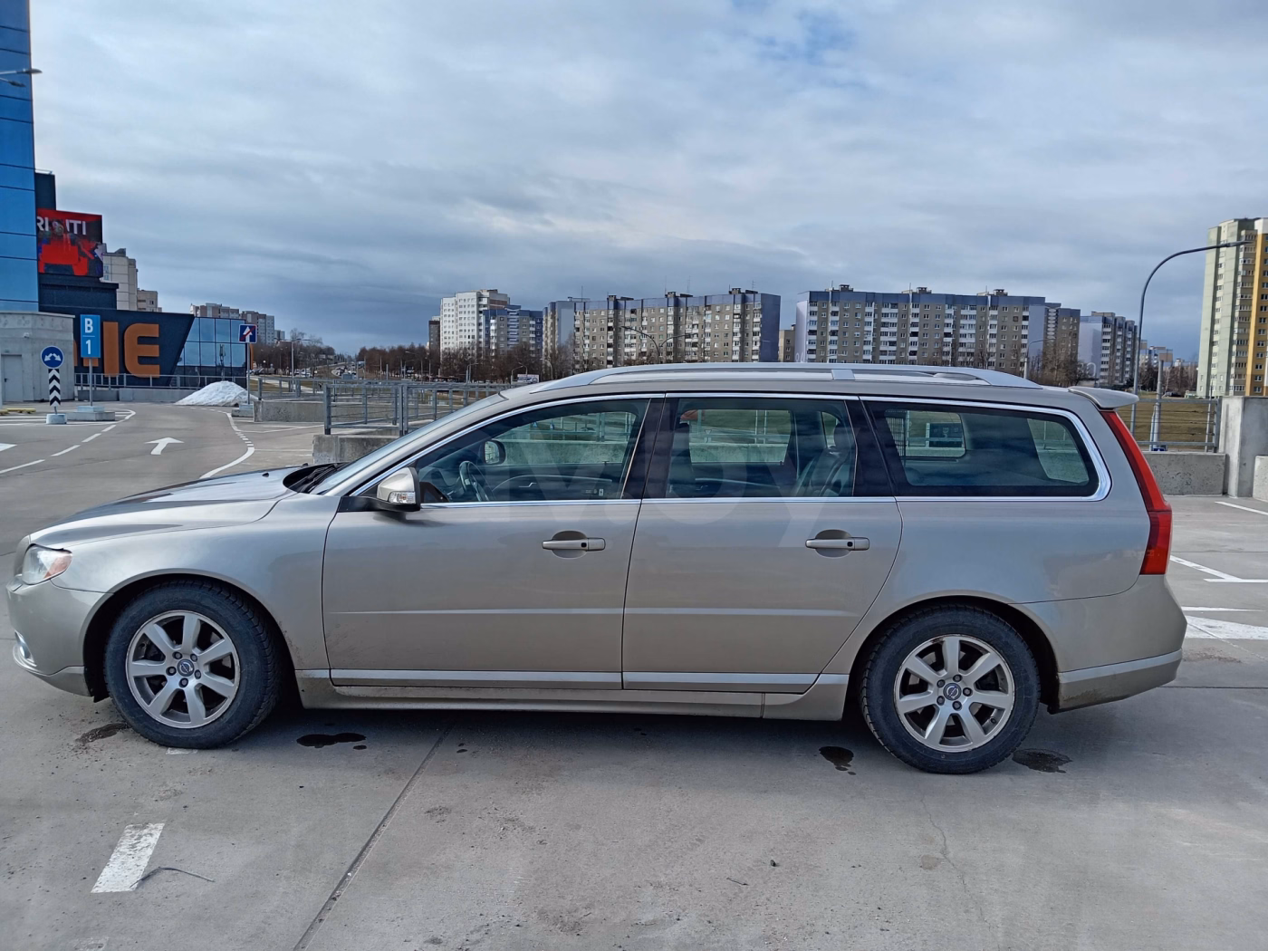 Volvo V70 фото 2