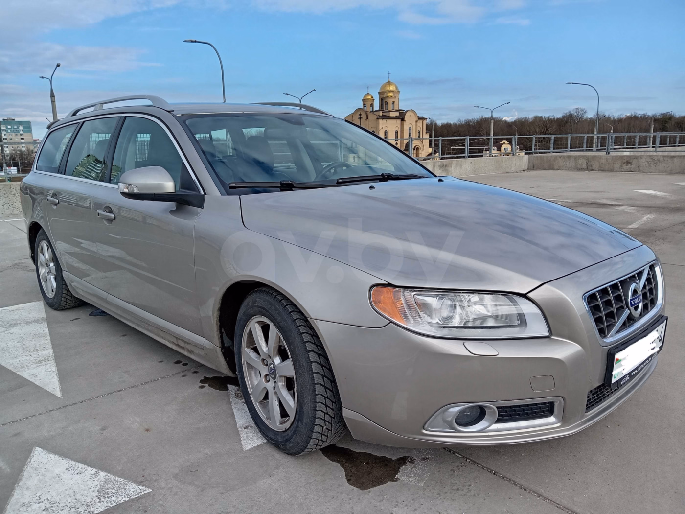 Volvo V70 фото 9