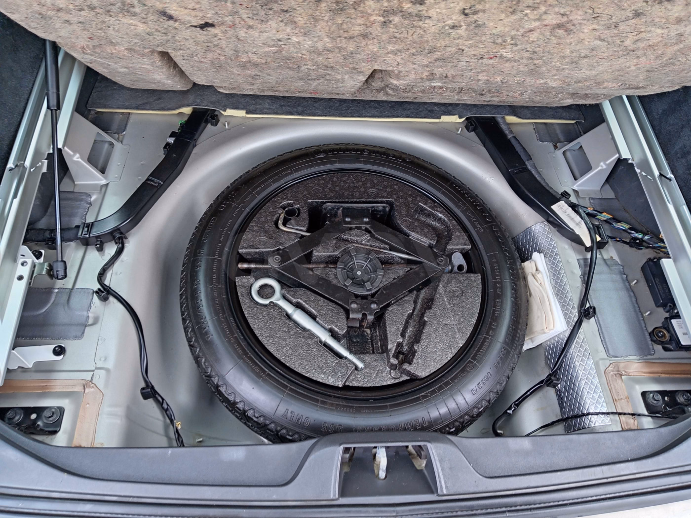 Volvo V70 фото 17
