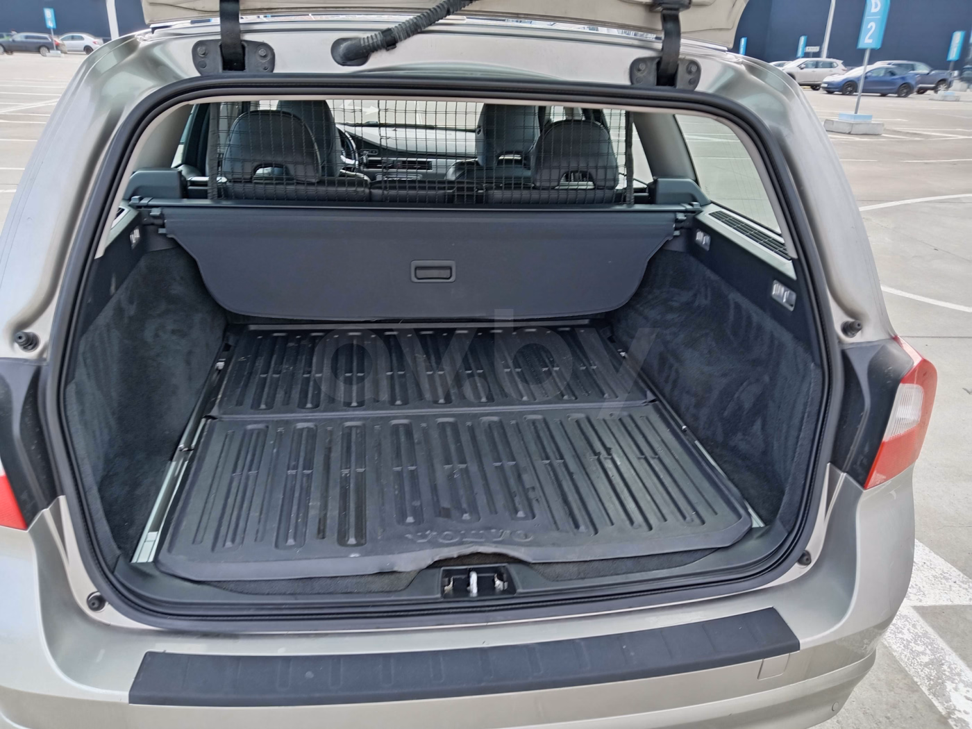 Volvo V70 фото 14