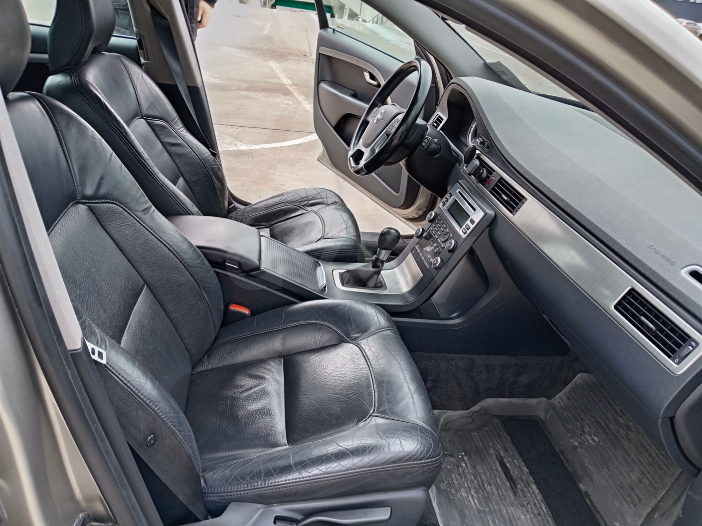 Volvo V70 фото 21