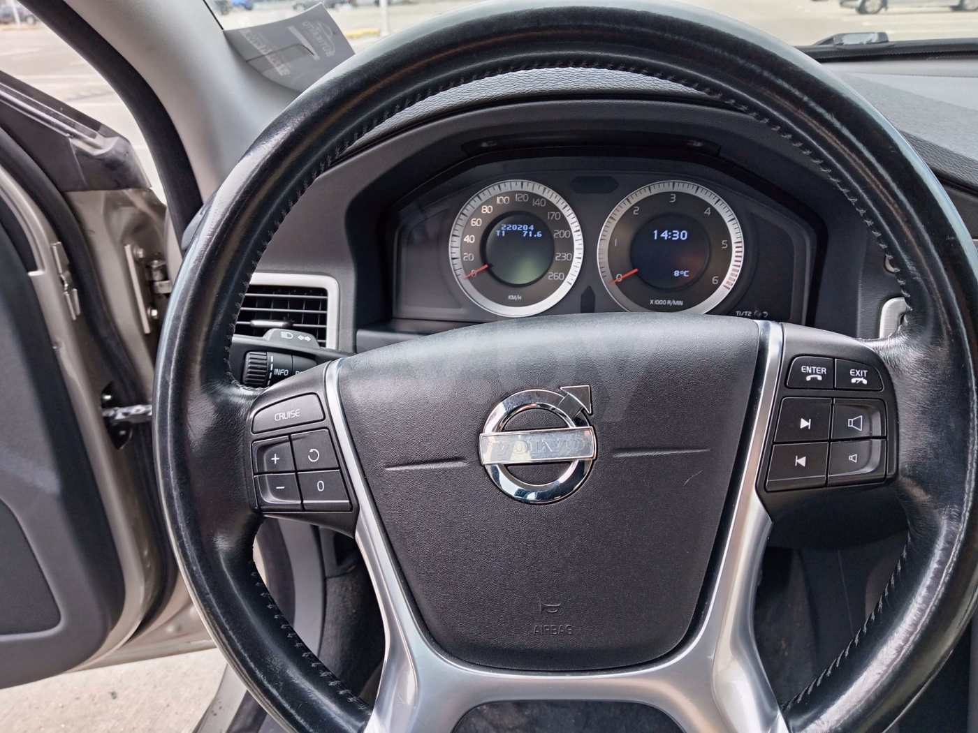 Volvo V70 фото 18