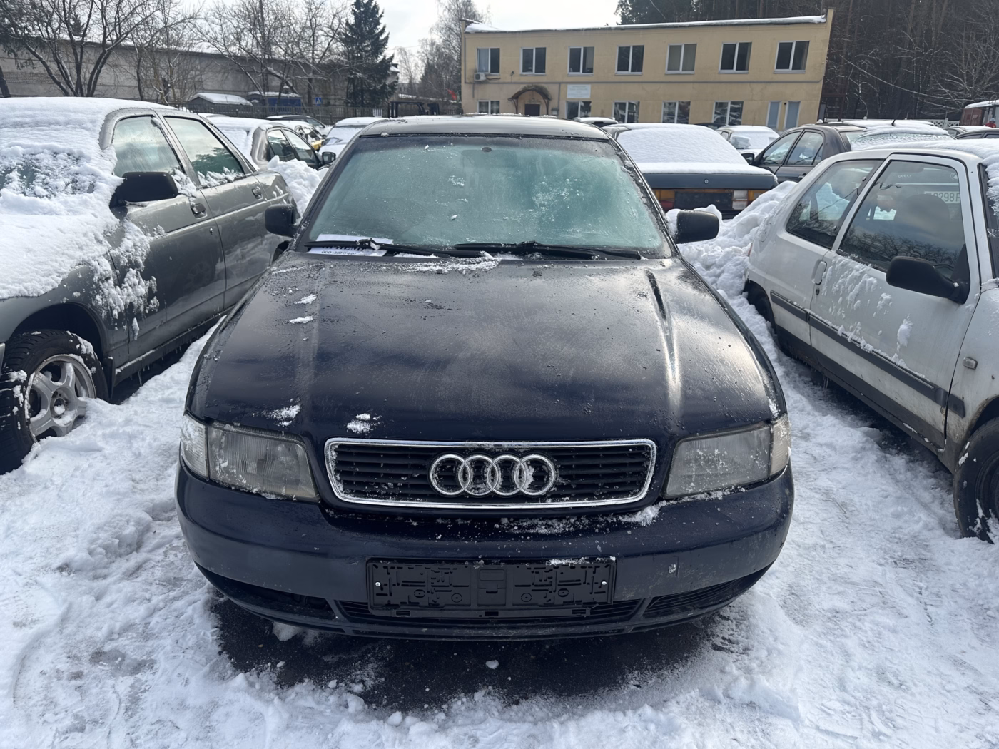 Audi A4 фото 2