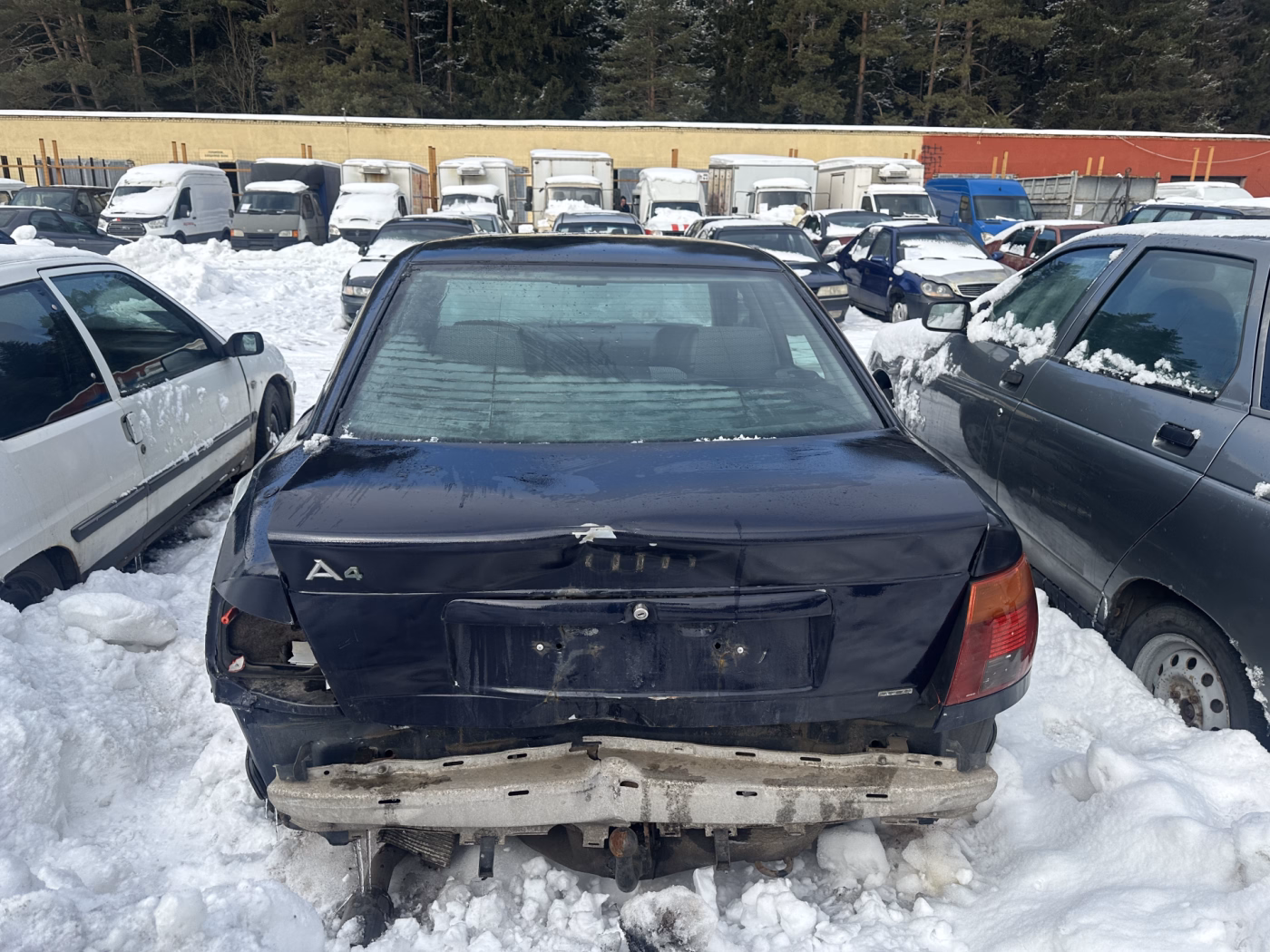Audi A4 фото 10