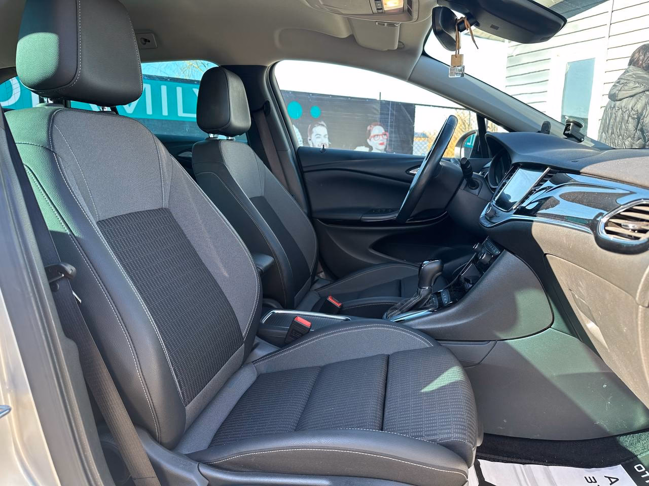 Opel Astra фото 16