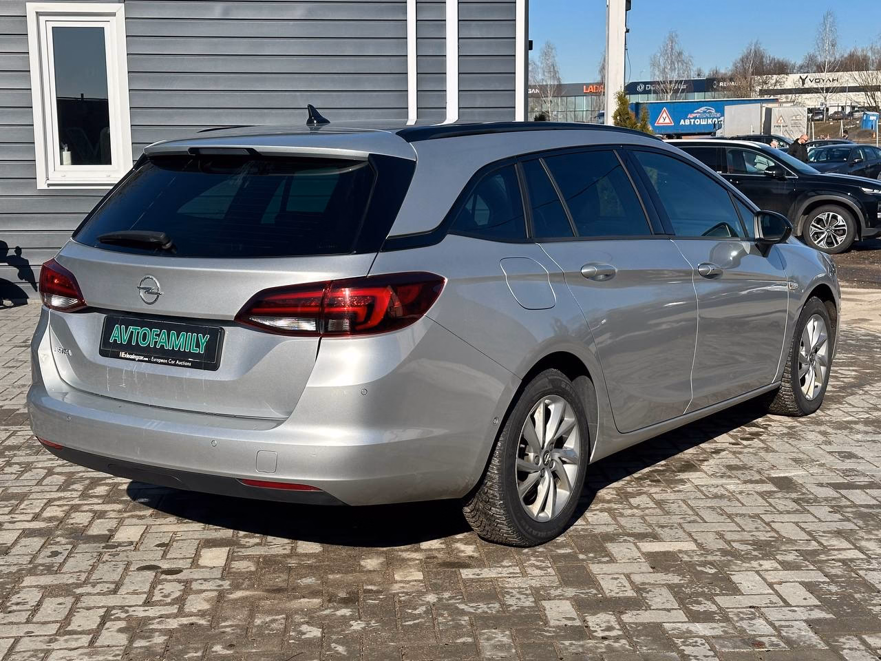 Opel Astra фото 8