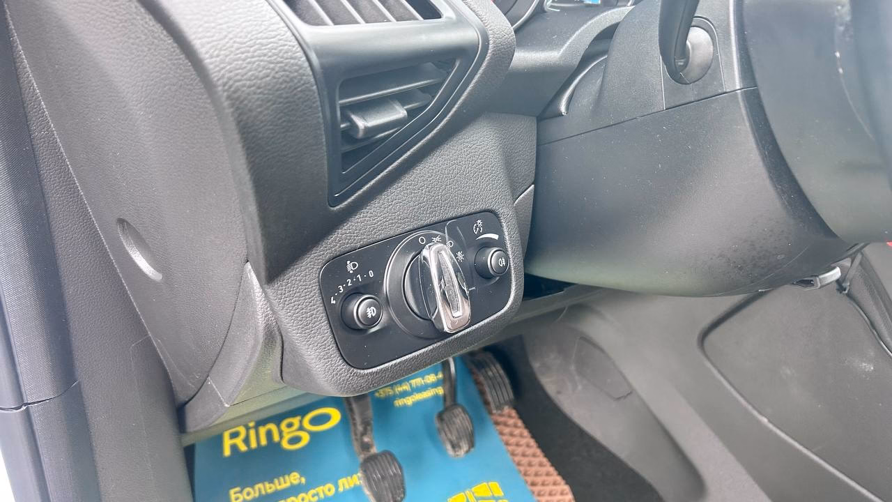 Ford C-MAX фото 11