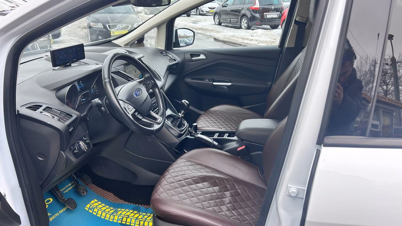 Ford C-MAX фото 9