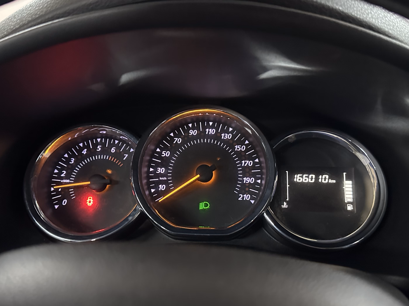 Renault Logan Stepway фото 13