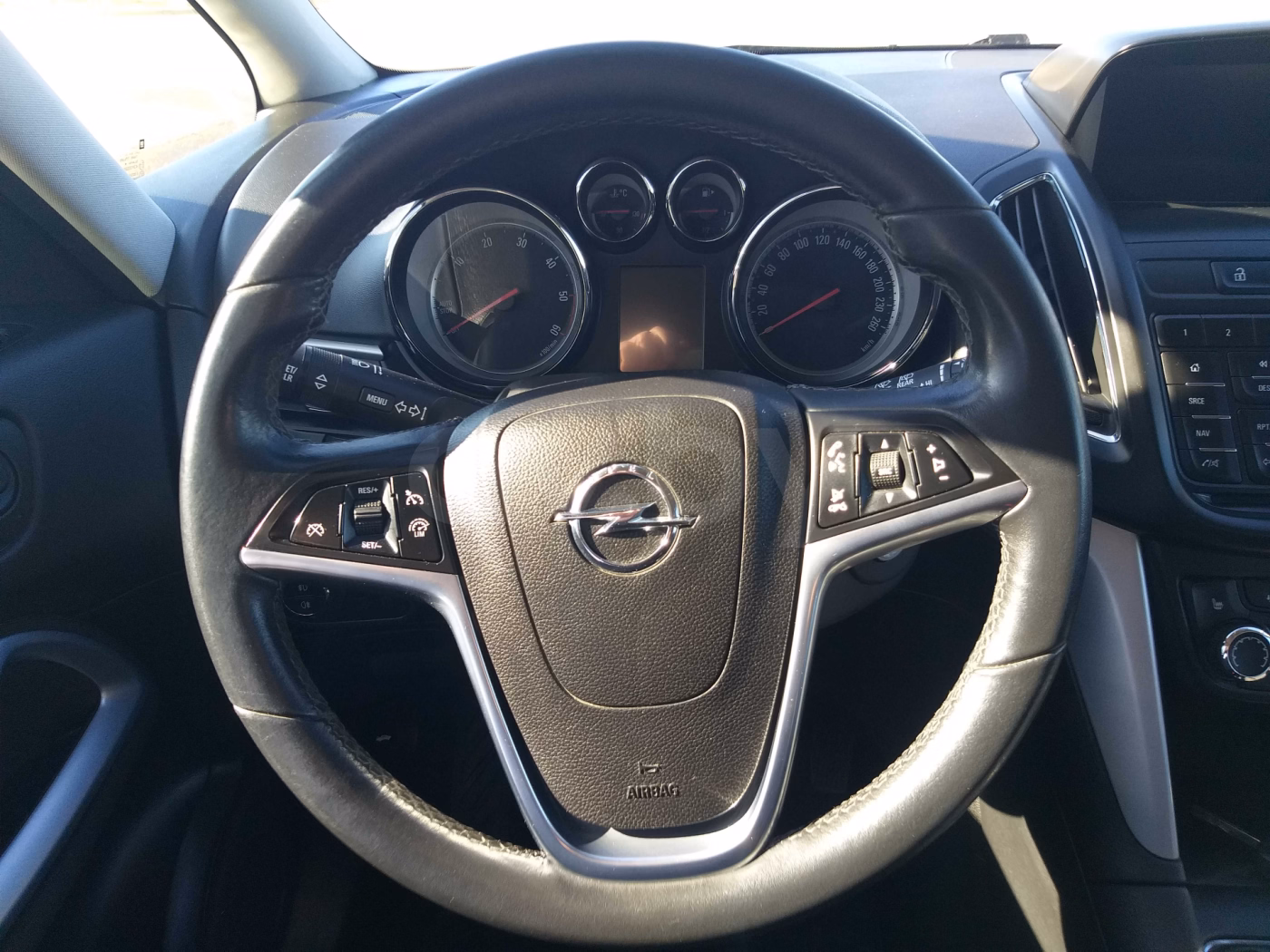 Opel Zafira фото 26
